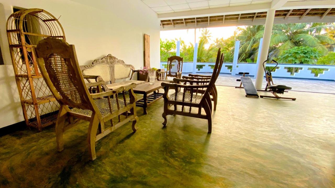 Madiha Surf House Lanka Hotel Matara Luaran gambar