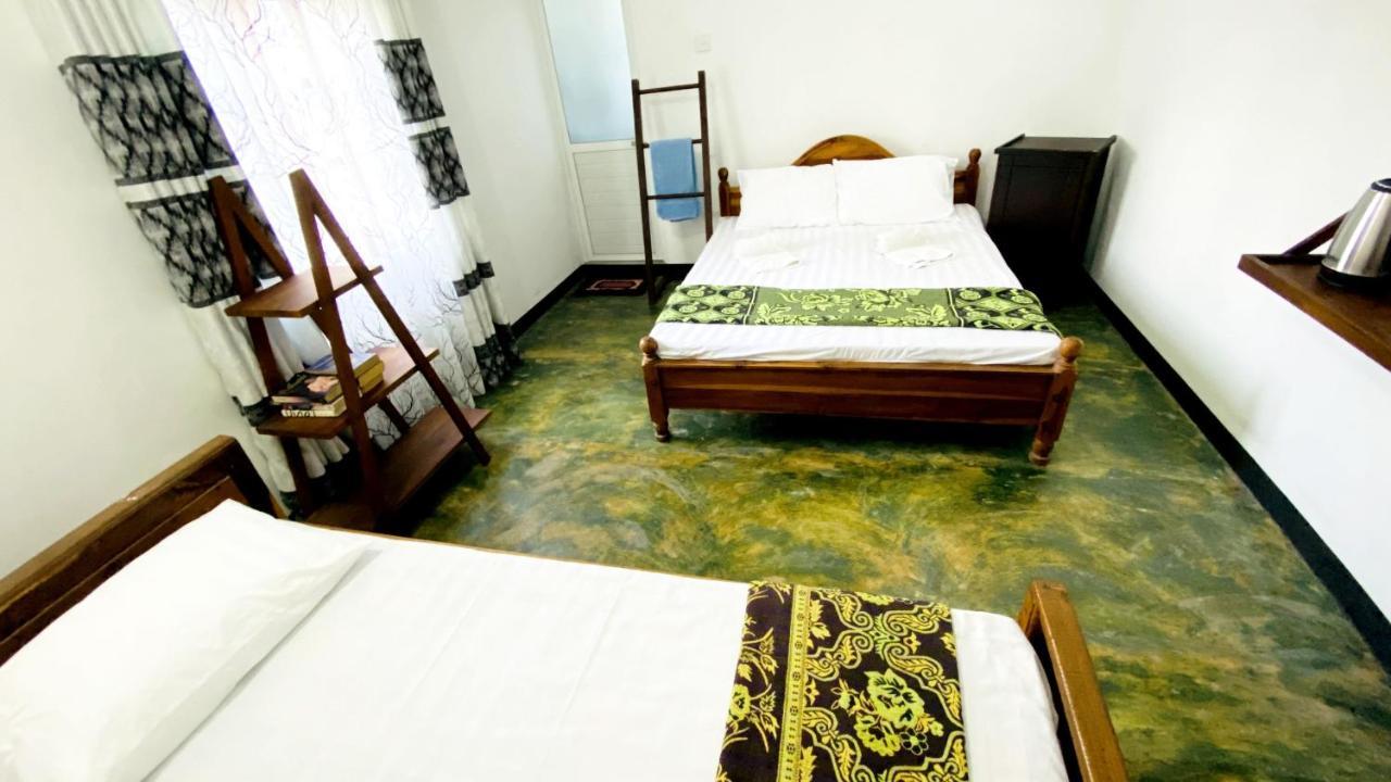 Madiha Surf House Lanka Hotel Matara Luaran gambar