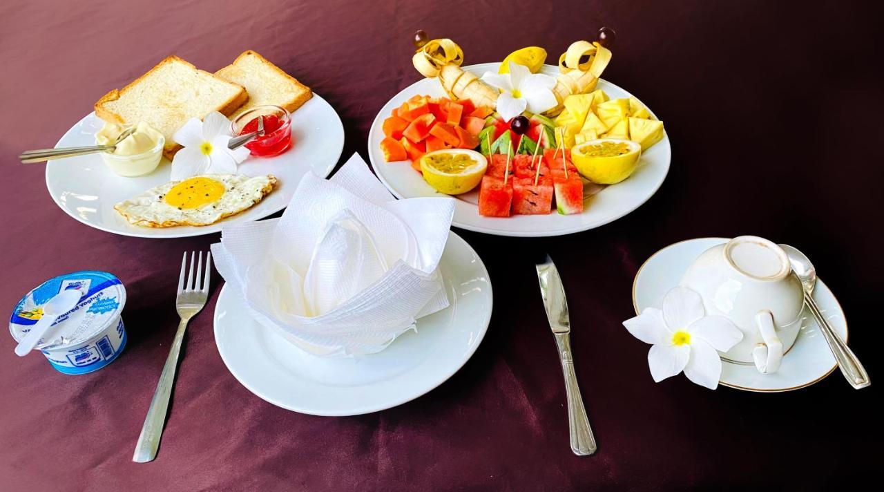 Madiha Surf House Lanka Hotel Matara Luaran gambar