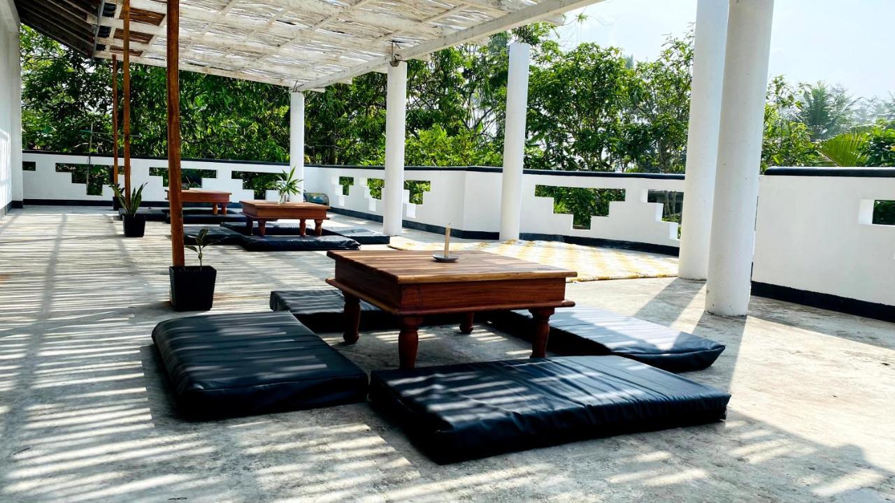 Madiha Surf House Lanka Hotel Matara Luaran gambar